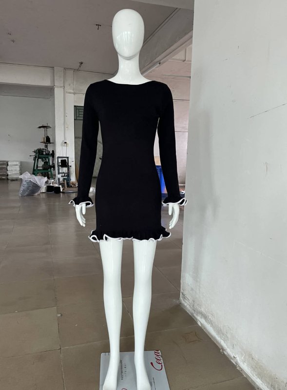 Wave Edge Dress Sexy Tight Wooden Ear Curling Knitted Dress Long Sleeve Ball Autumn Winter