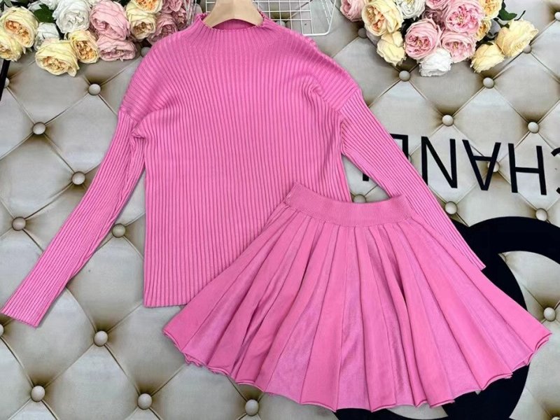 Women Skirt Sets Autumn Striped Round Neck Knitted Sweater High Waist Mini Pleated Skirt Two Piece Sets Fashion