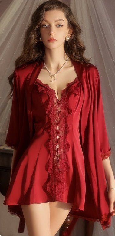 Red robe and belt set worn by a model with text indicating contents.