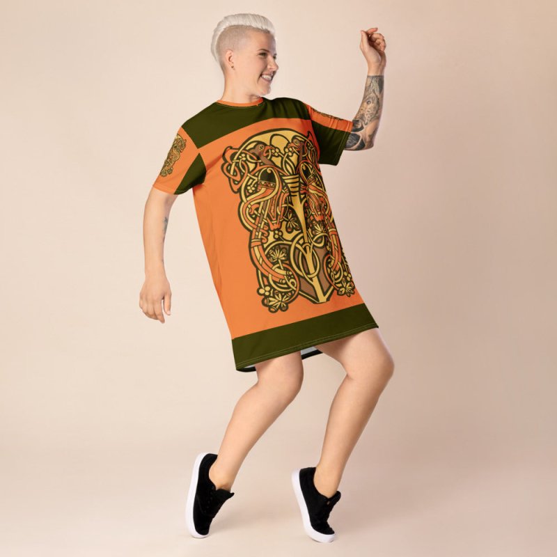T-shirt dress - Celtic graphic style